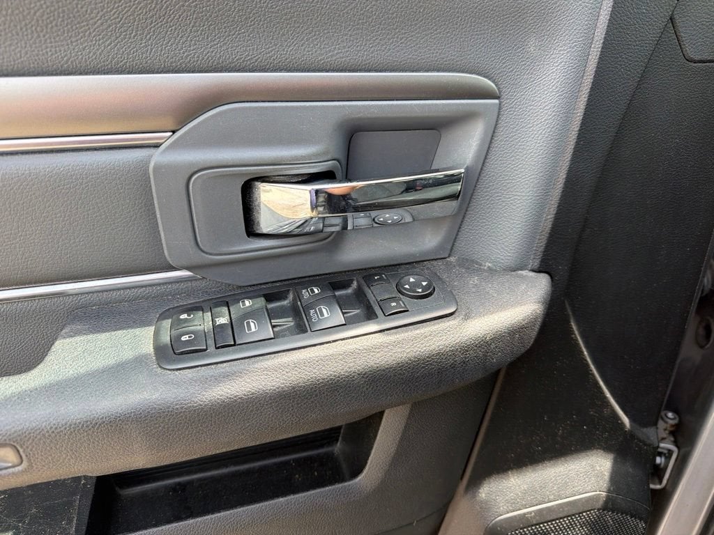 2021 RAM 1500 Classic SLT