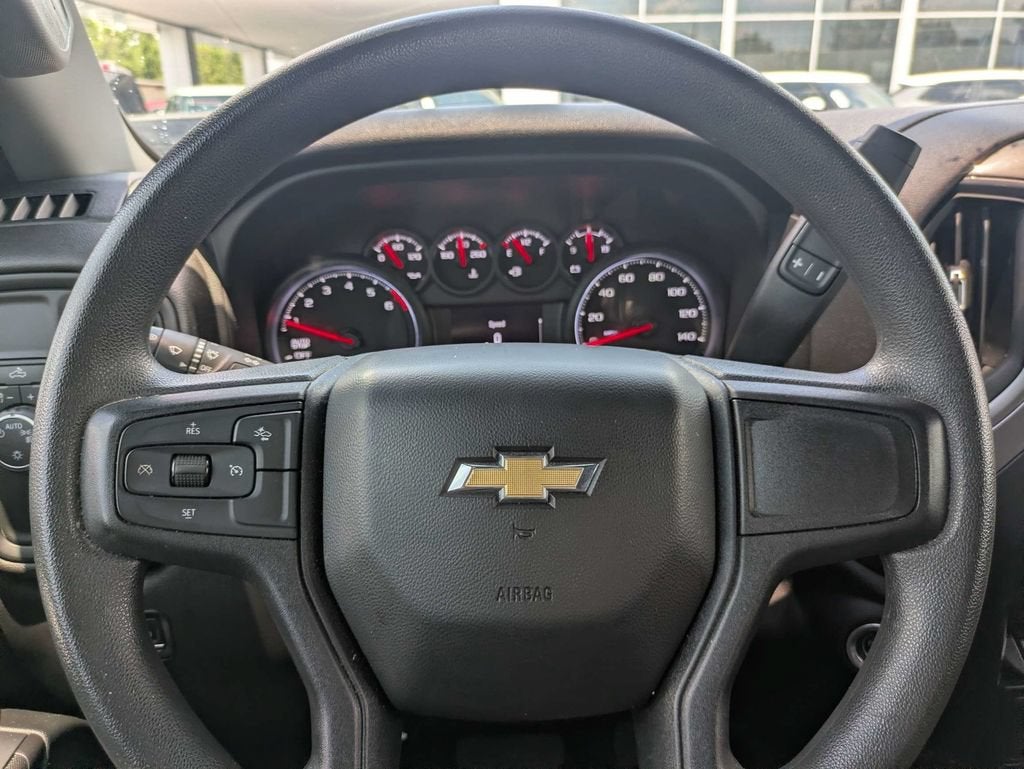 2024 Chevrolet Silverado 1500 Custom