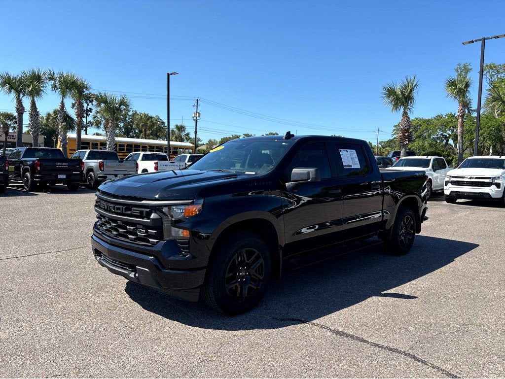 2025 Chevrolet Silverado 1500 Custom