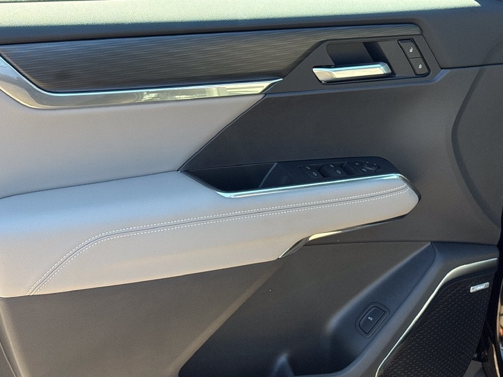 2026 GMC Acadia Elevation - Photo 3
