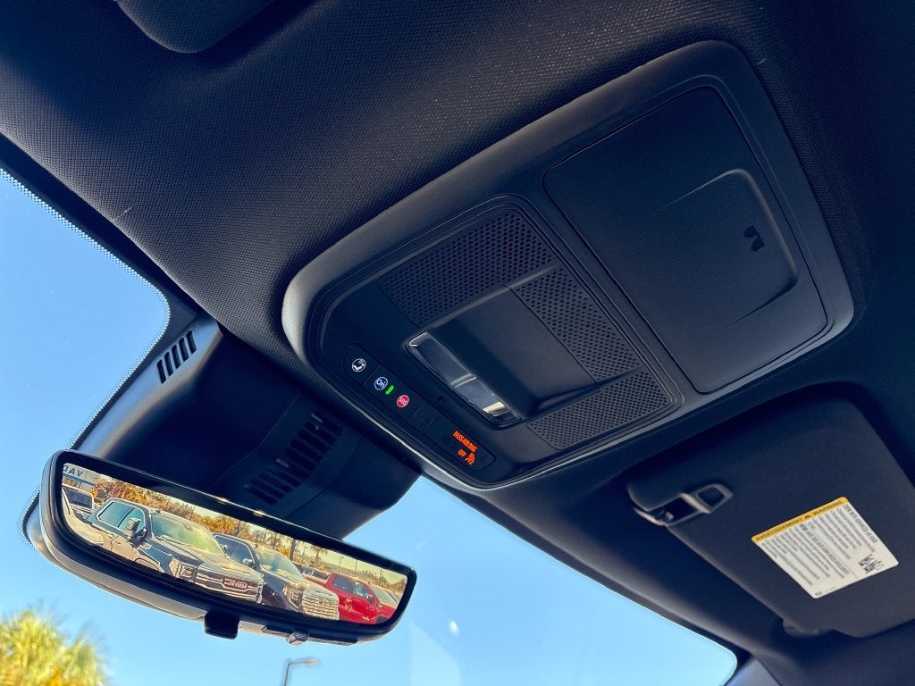 2026 GMC Acadia Elevation - Photo 37