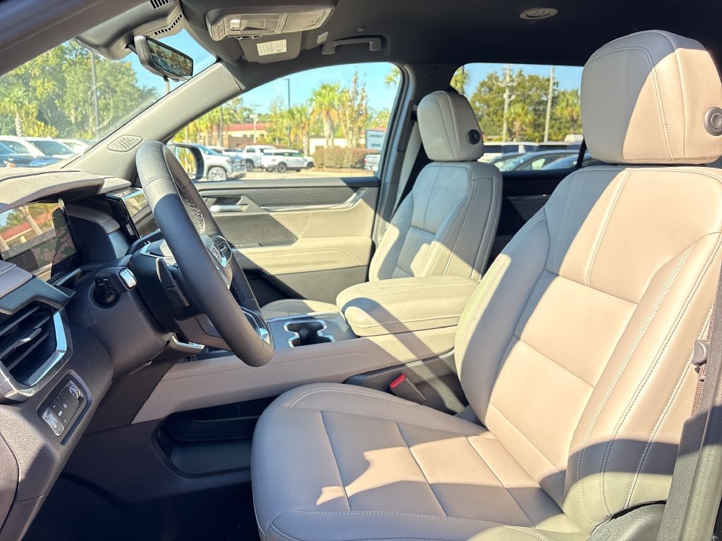 2026 GMC Acadia Elevation - Photo 4