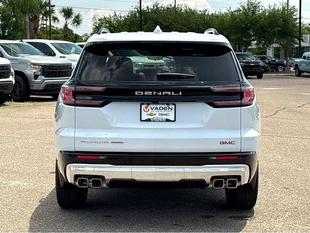 2026 GMC Acadia Denali