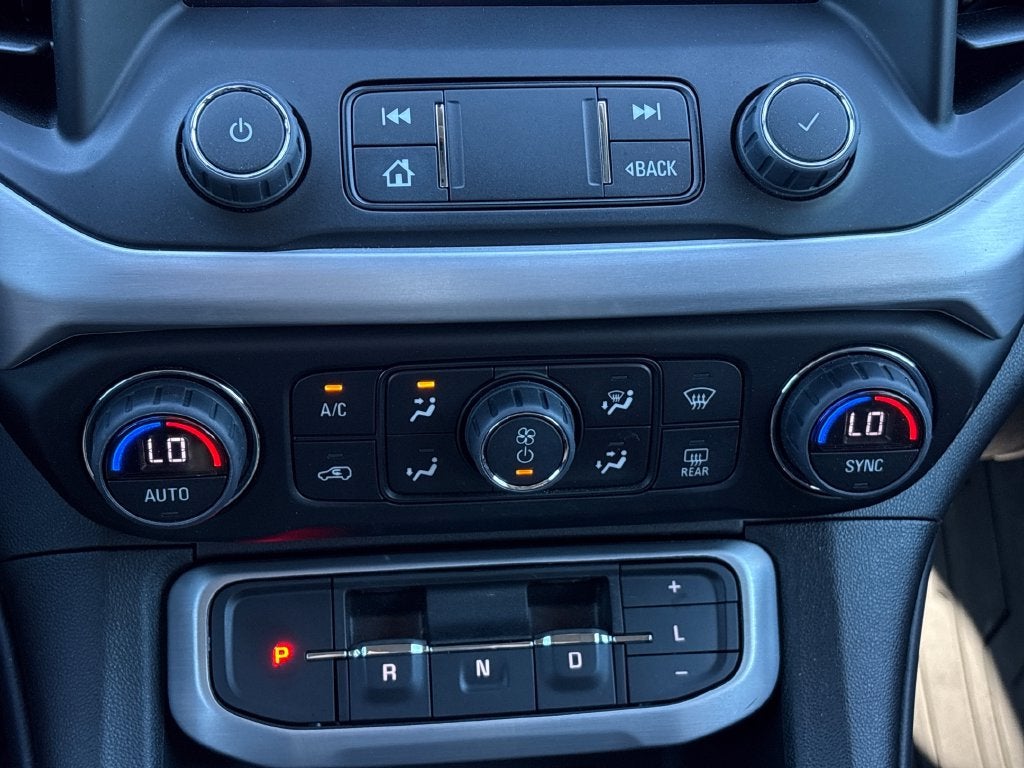 2022 GMC Acadia SLE