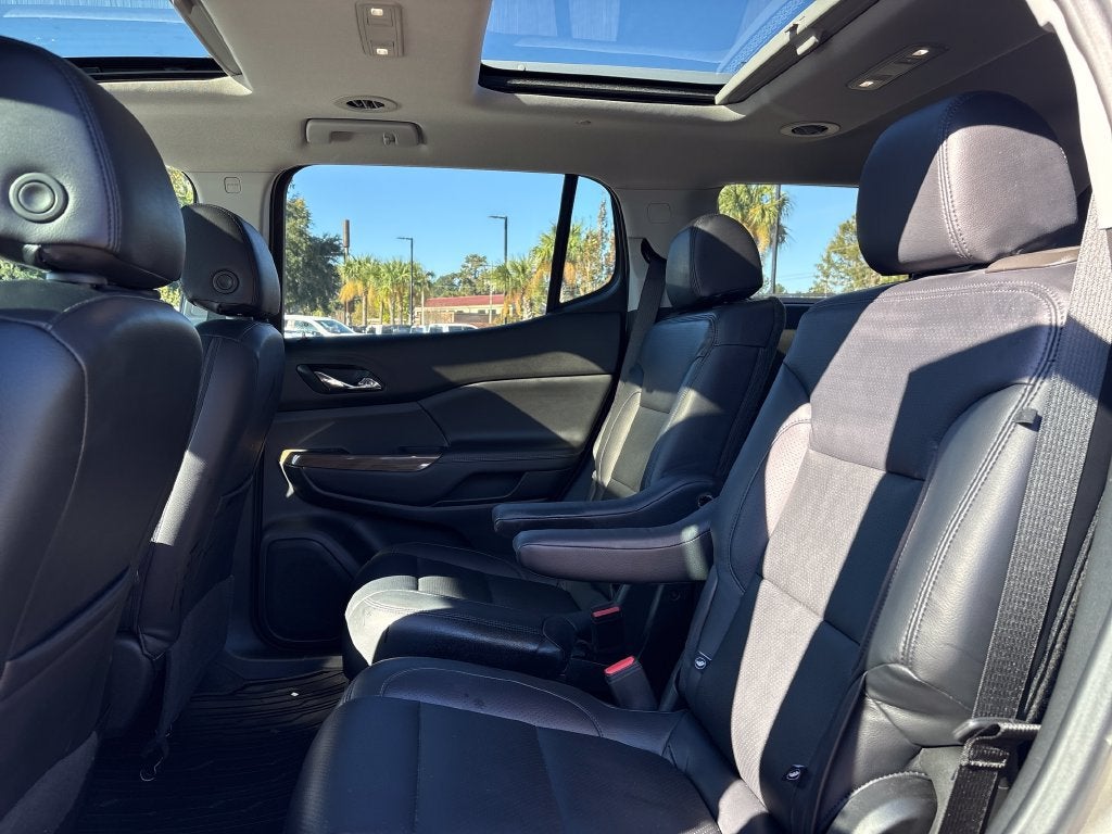 2022 GMC Acadia SLE