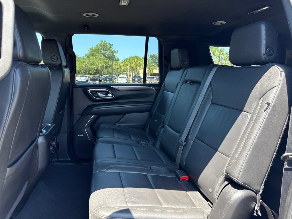 2024 Chevrolet Suburban LT