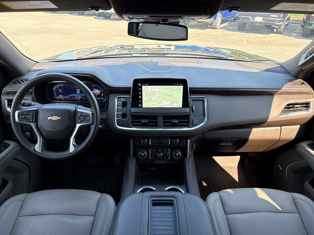 2024 Chevrolet Suburban LT