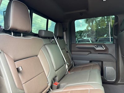 2025 GMC Sierra 3500 HD Denali