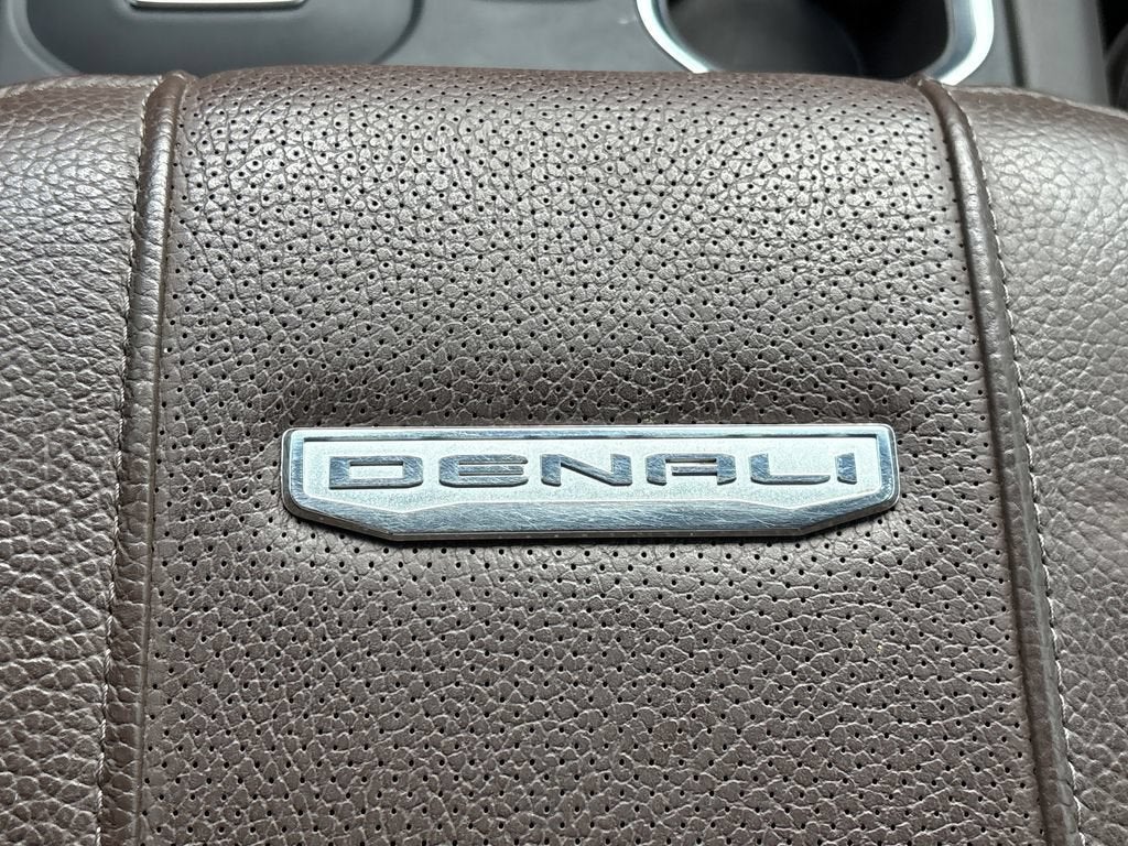 2025 GMC Sierra 3500 HD Denali