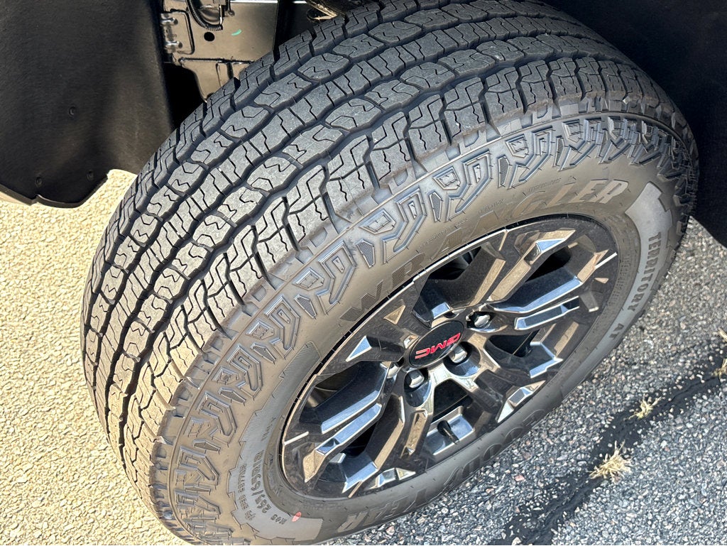 2025 GMC Canyon Elevation