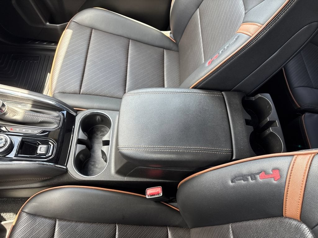 2023 GMC Canyon AT4