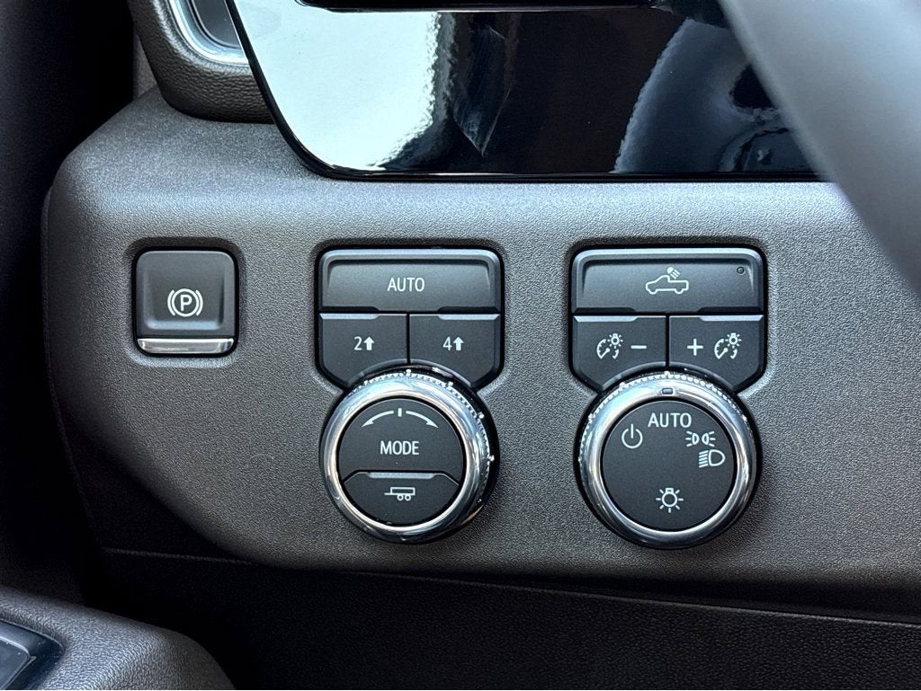 2025 GMC Sierra 1500 SLE