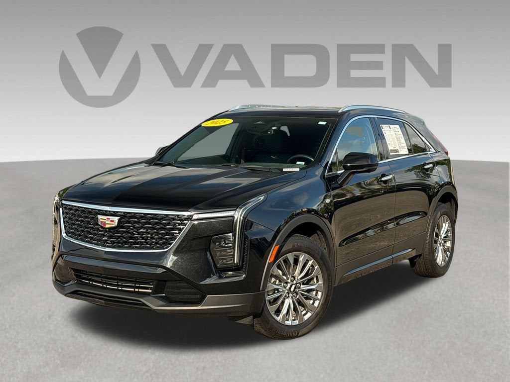 2025 Cadillac XT4 Premium Luxury