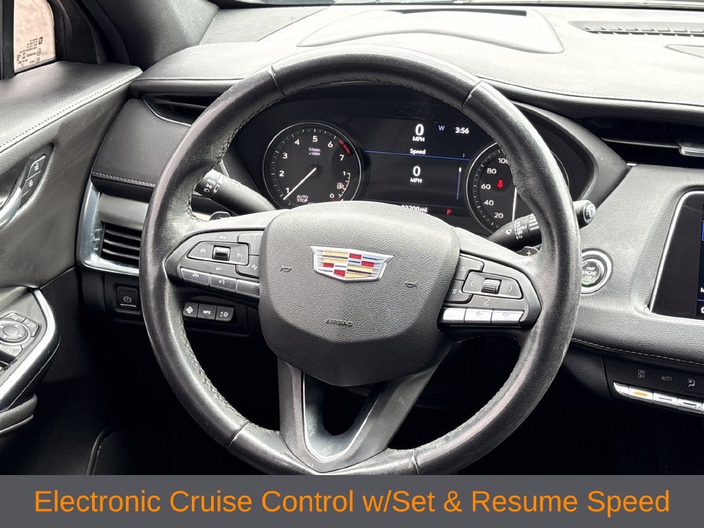 2023 Cadillac XT4 Premium Luxury