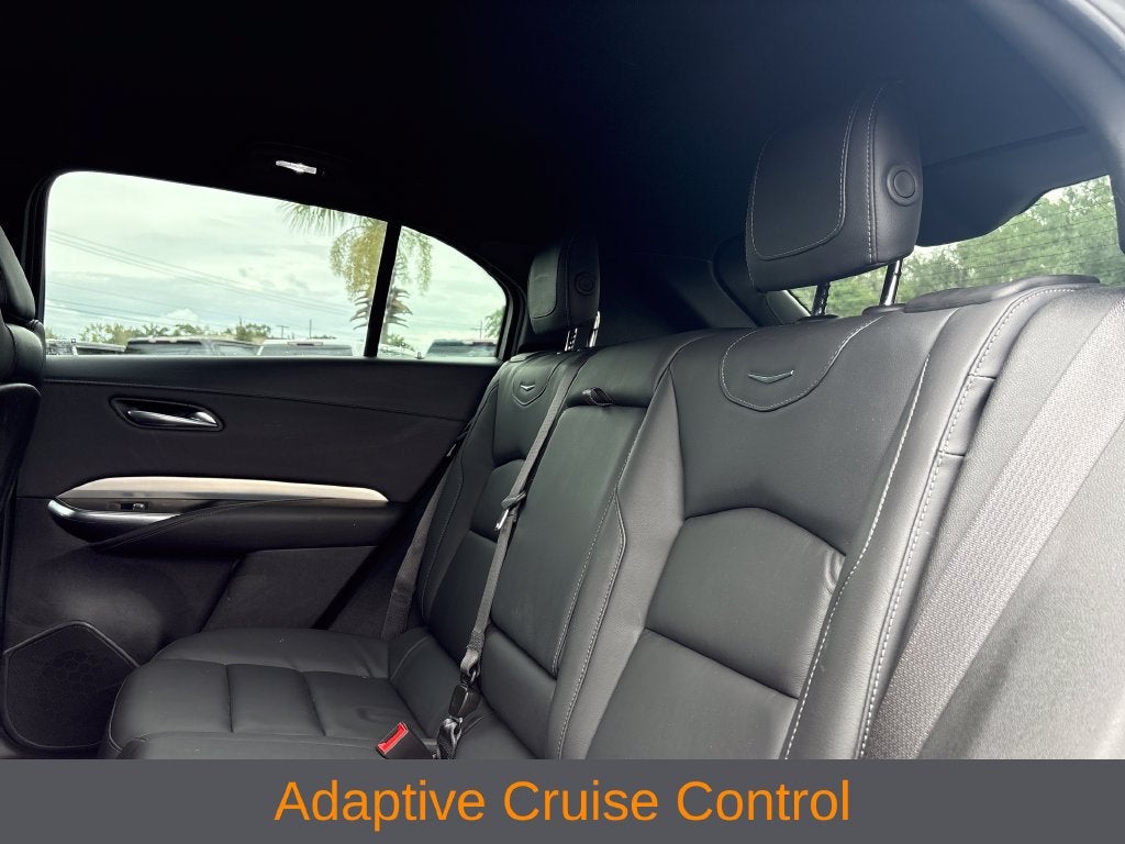 2023 Cadillac XT4 Premium Luxury