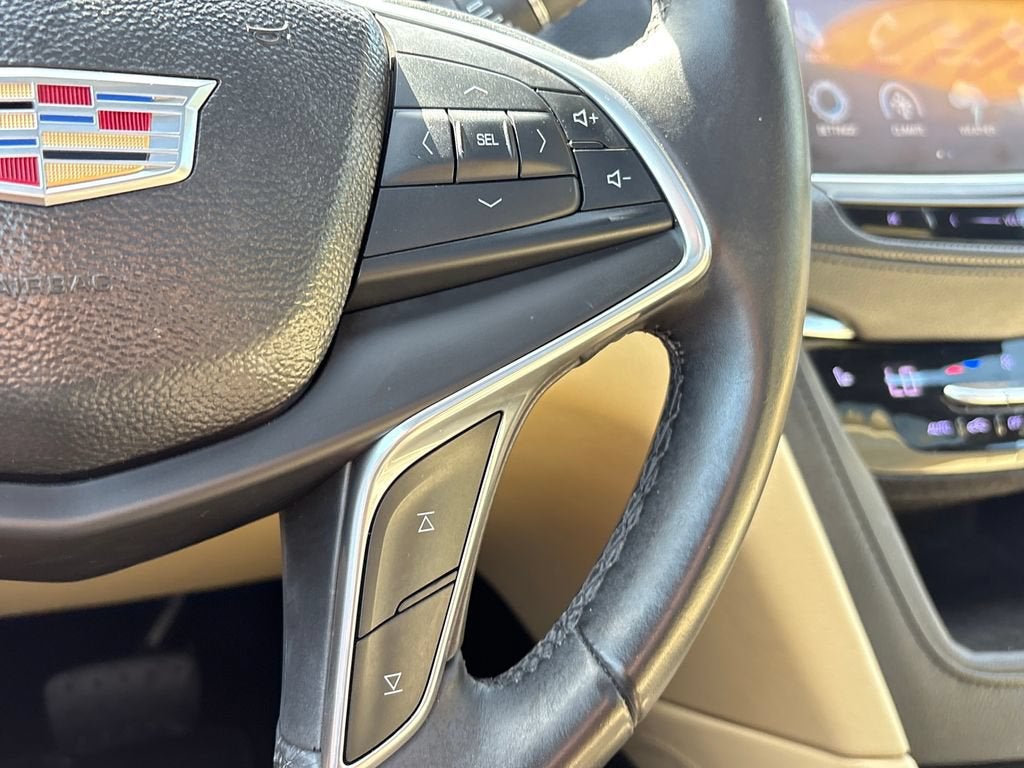 2017 Cadillac XT5 Luxury FWD