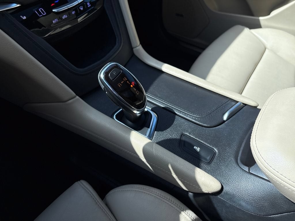2017 Cadillac XT5 Luxury FWD