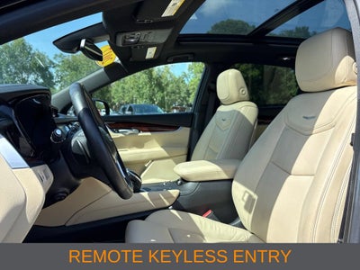 2017 Cadillac XT5 Luxury FWD