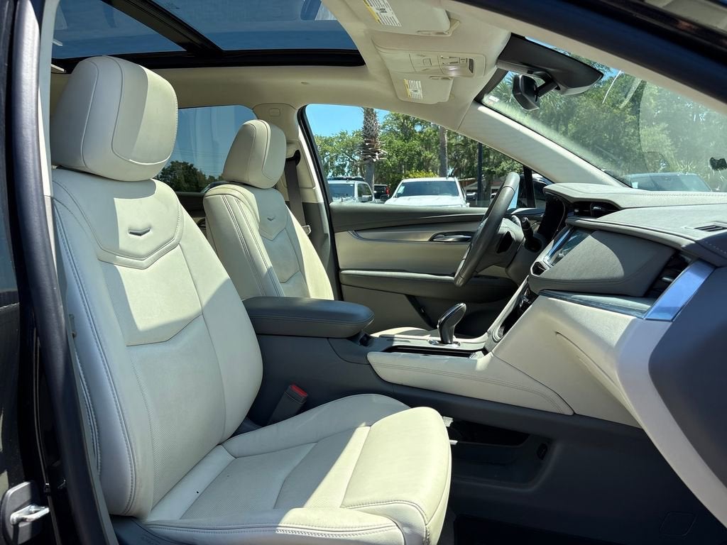 2019 Cadillac XT5 Luxury FWD