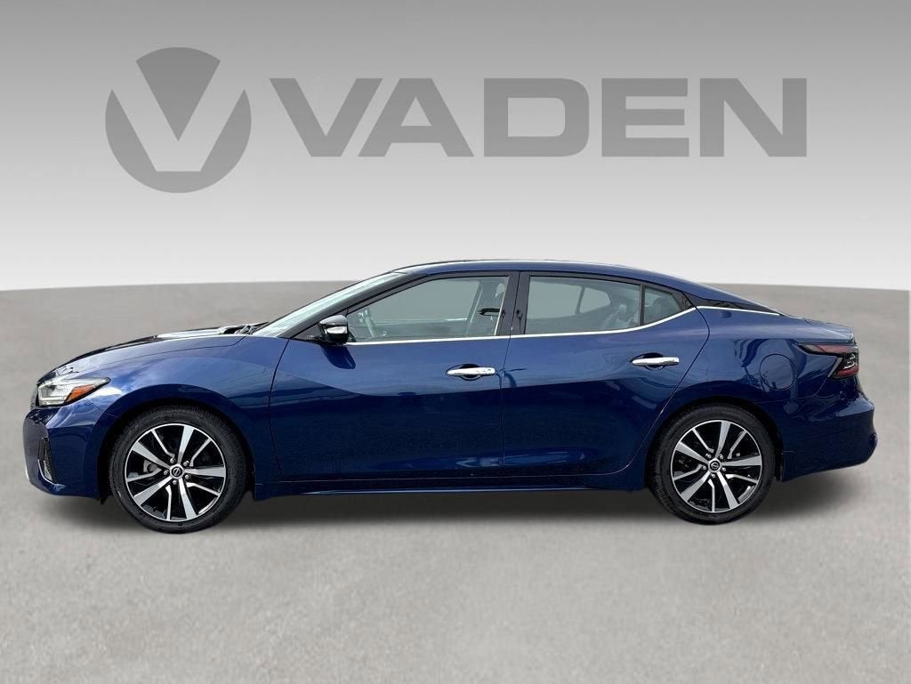 2023 Nissan Maxima SV
