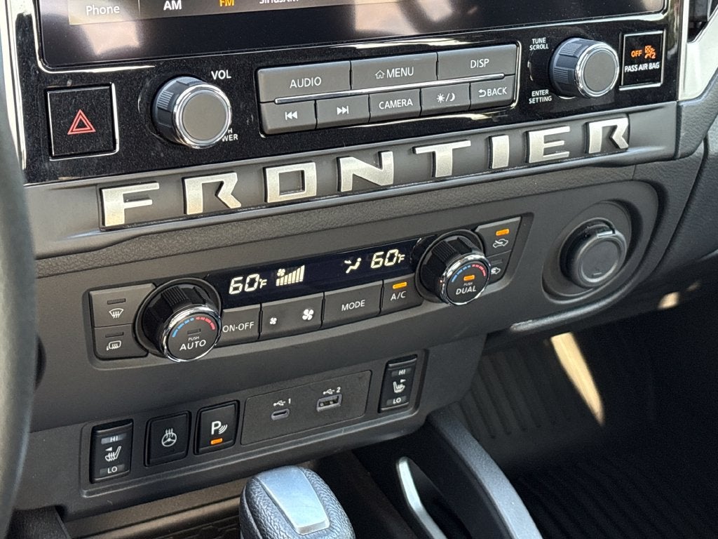 2025 Nissan Frontier SV