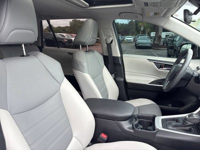 2021 Toyota RAV4 XLE Premium