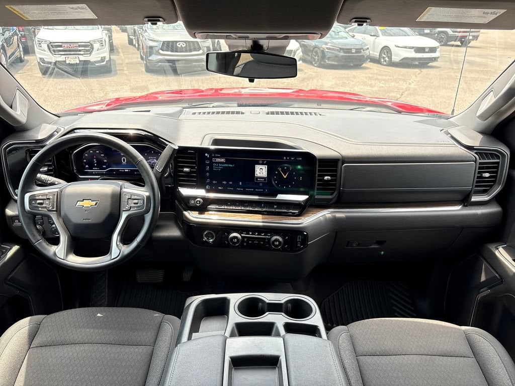 2024 Chevrolet Silverado 1500 LT (2FL)