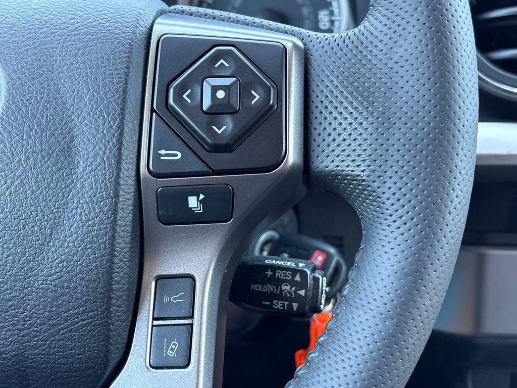 2022 Toyota Tacoma 2WD SR5