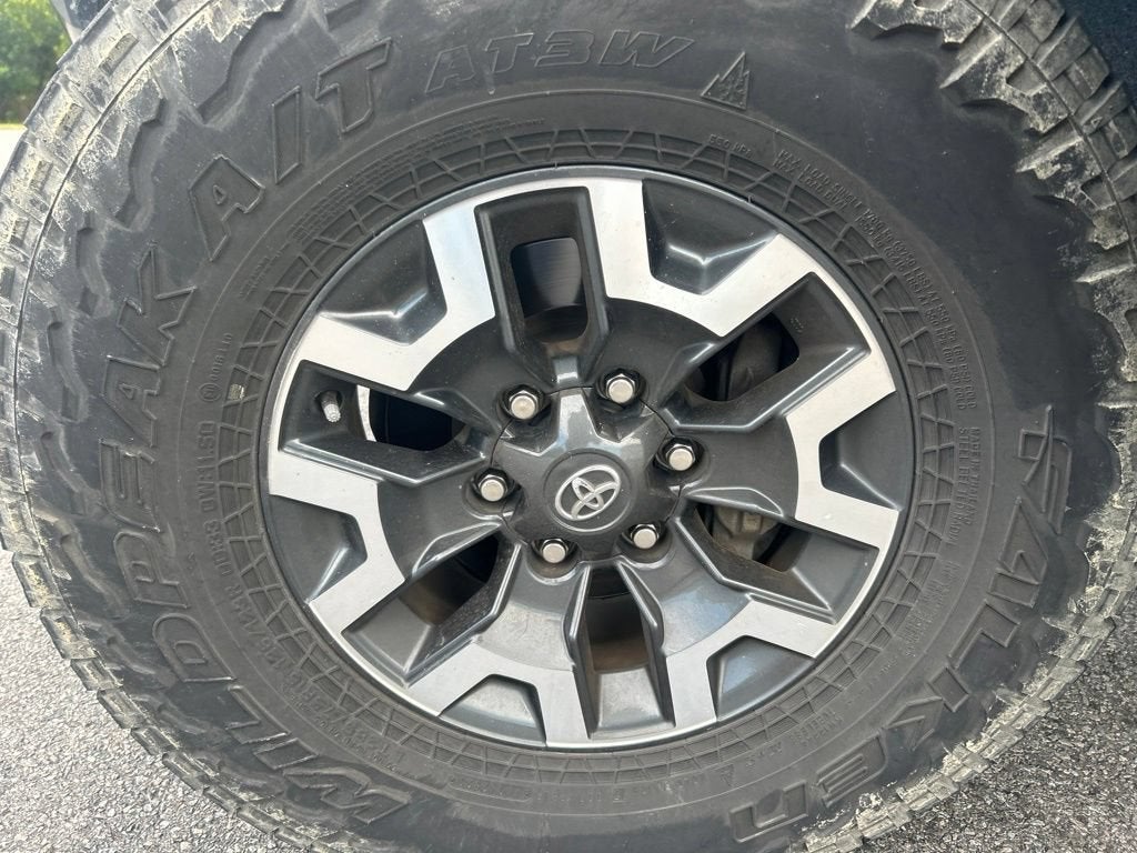 2023 Toyota Tacoma 4WD SR5
