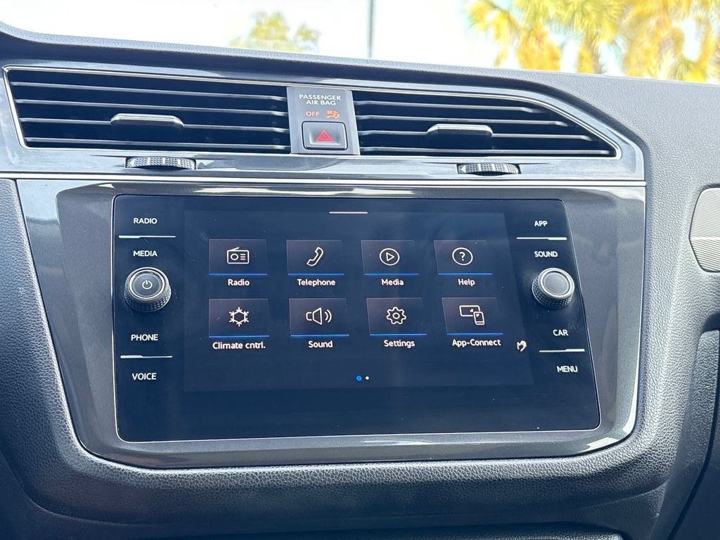 2023 Volkswagen Tiguan SE