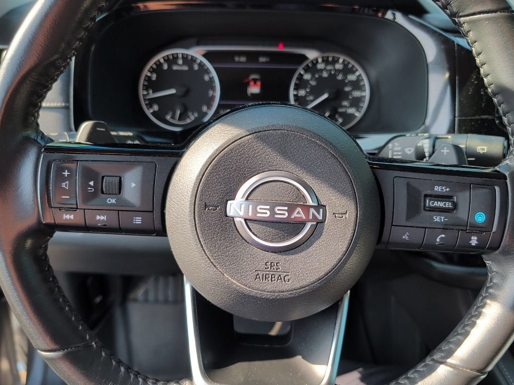 2022 Nissan Pathfinder SV
