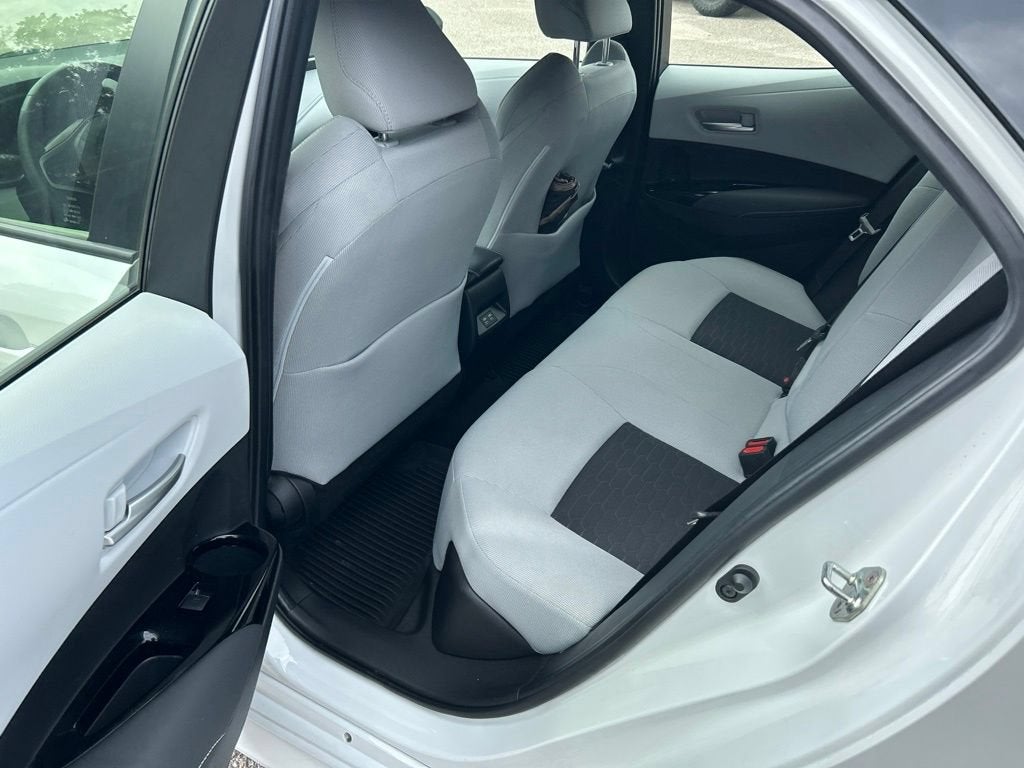 2023 Toyota Corolla Hatchback SE