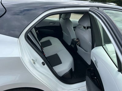 2023 Toyota Corolla Hatchback SE