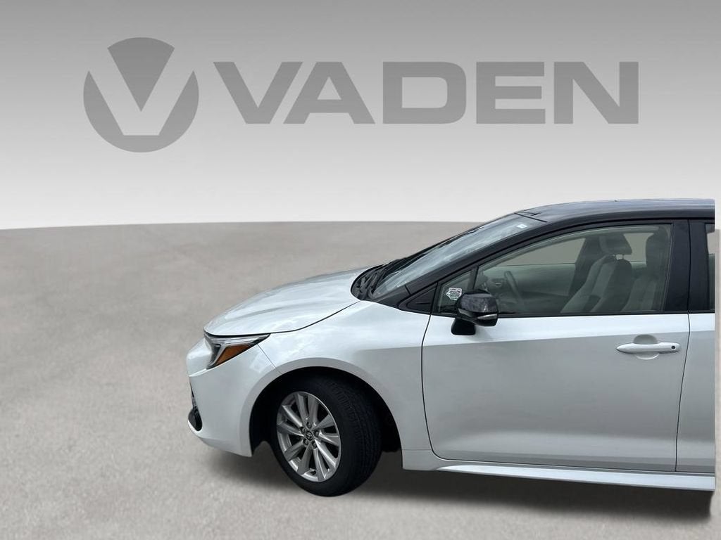 2023 Toyota Corolla Hatchback SE