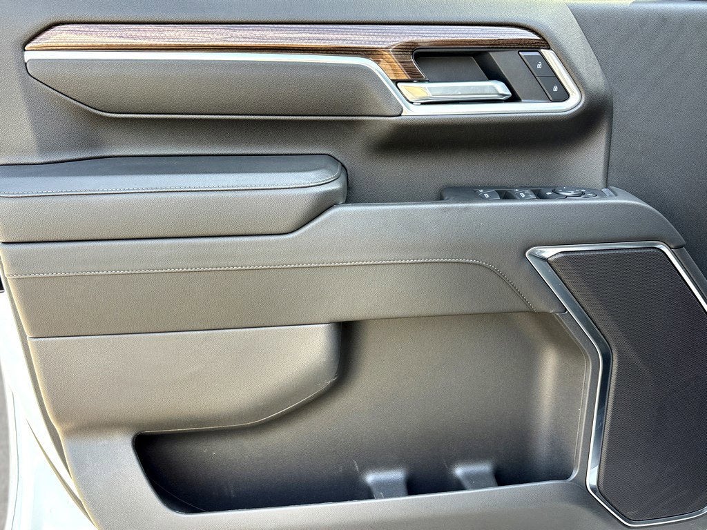 2025 Chevrolet Silverado 3500HD LT