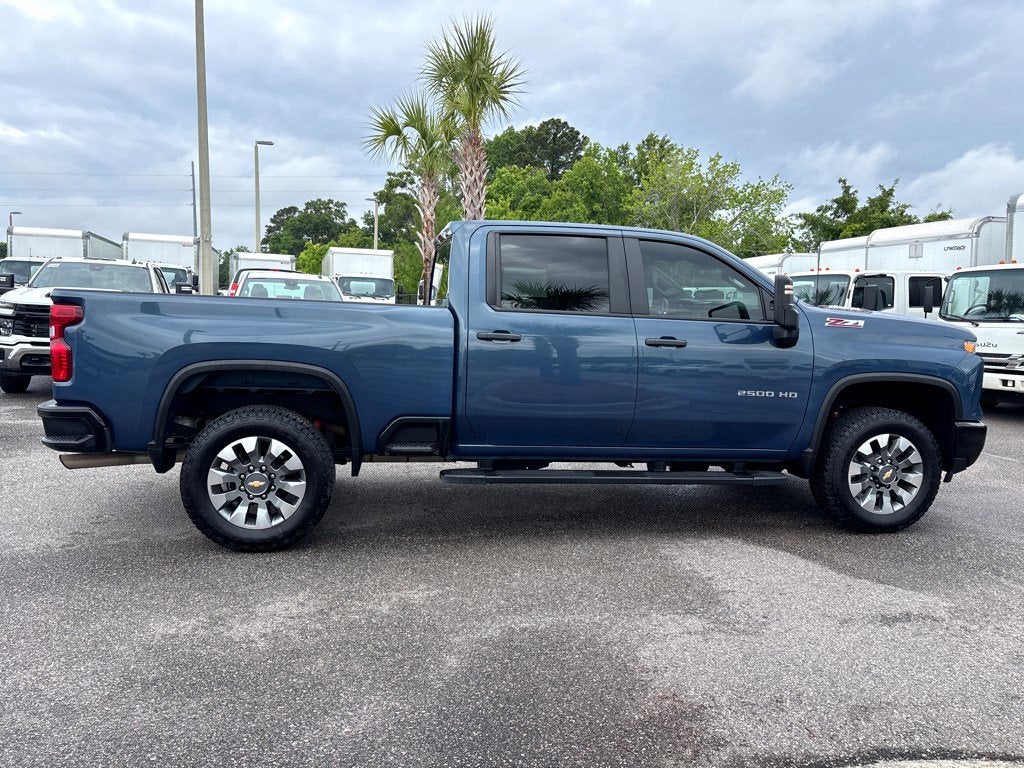 2025 Chevrolet Silverado 2500HD Custom