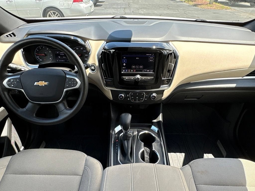 2023 Chevrolet Traverse LS