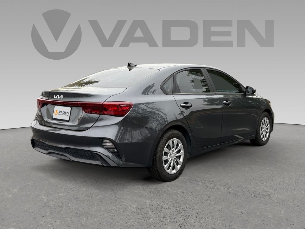 2022 Kia Forte FE