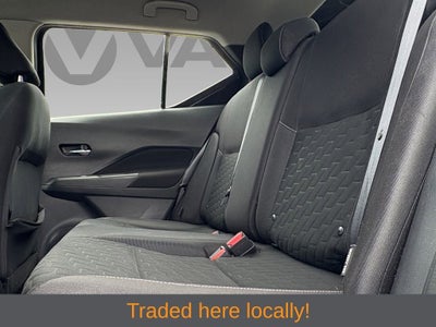 2022 Nissan Kicks SV