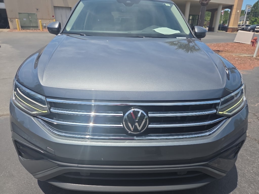 2023 Volkswagen Tiguan SE