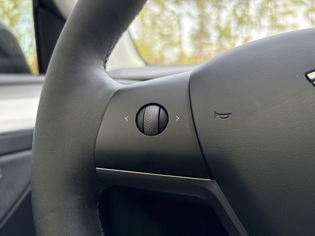 2025 Tesla Model Y Long Range