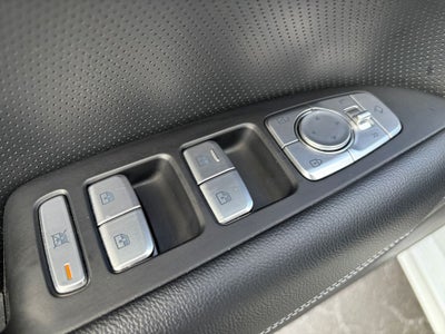 2022 Genesis G70 2.0T